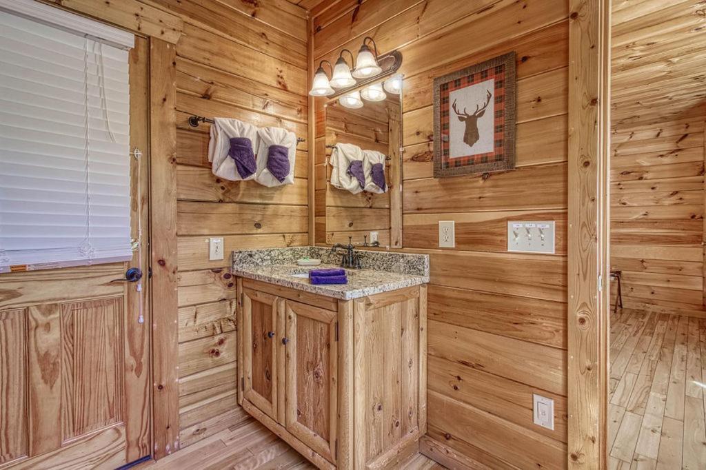 Heavenly Bear, Hot Tub, 1089 Of Free Attraction Tickets For Each Paid Day, Dollywood And More Sevierville Exterior foto
