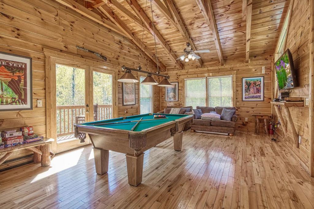 Heavenly Bear, Hot Tub, 1089 Of Free Attraction Tickets For Each Paid Day, Dollywood And More Sevierville Exterior foto